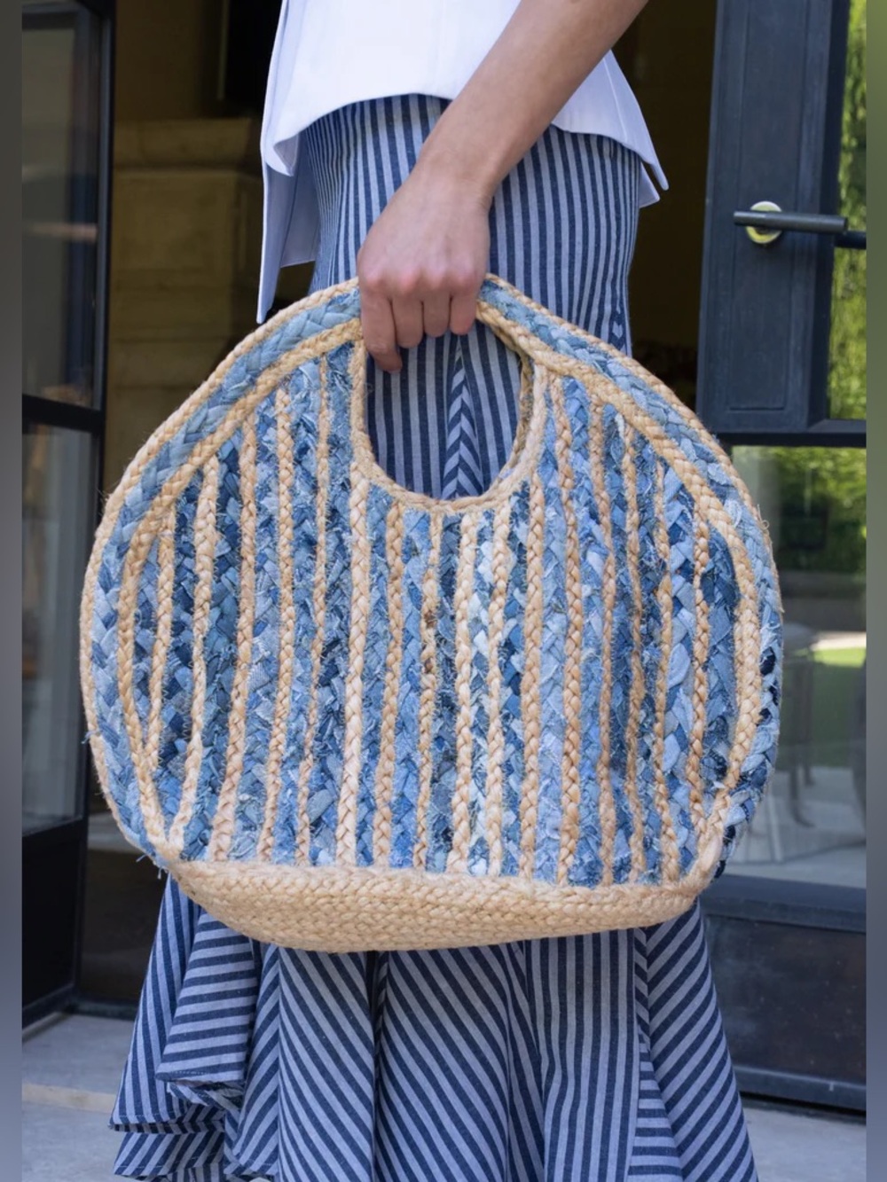 Antik Kraft Round Braided Denim and Jute Tote Bag in Blue and Natural
